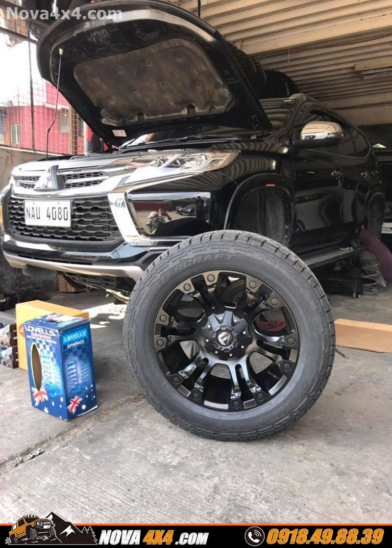 Gắn mâm lốp Fuel Offroad lên xe bán tải Toyota hilux 2018 2019 2020