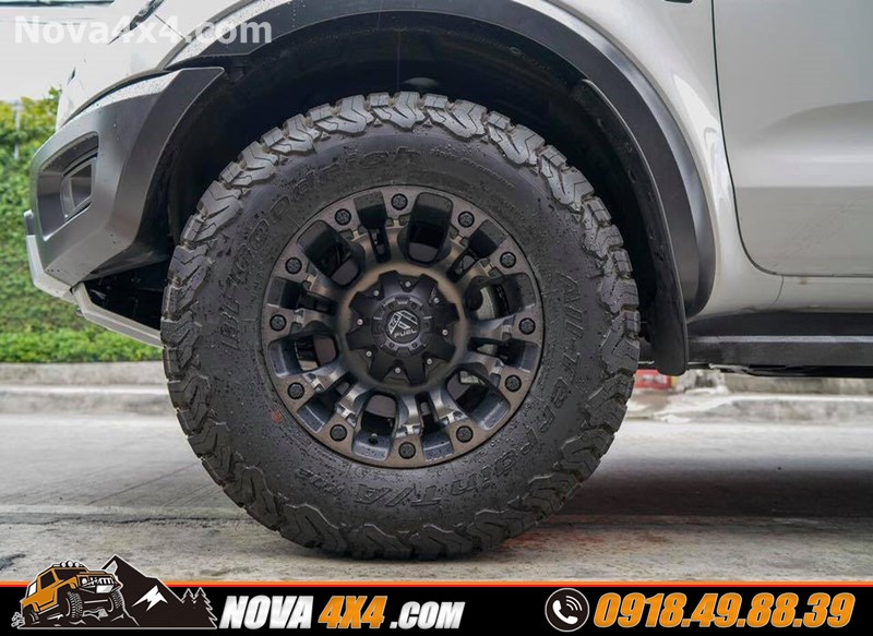 Xe Ford Ranger Biturbo 2019 thay mâm lốp 18 inch đẳng cấp