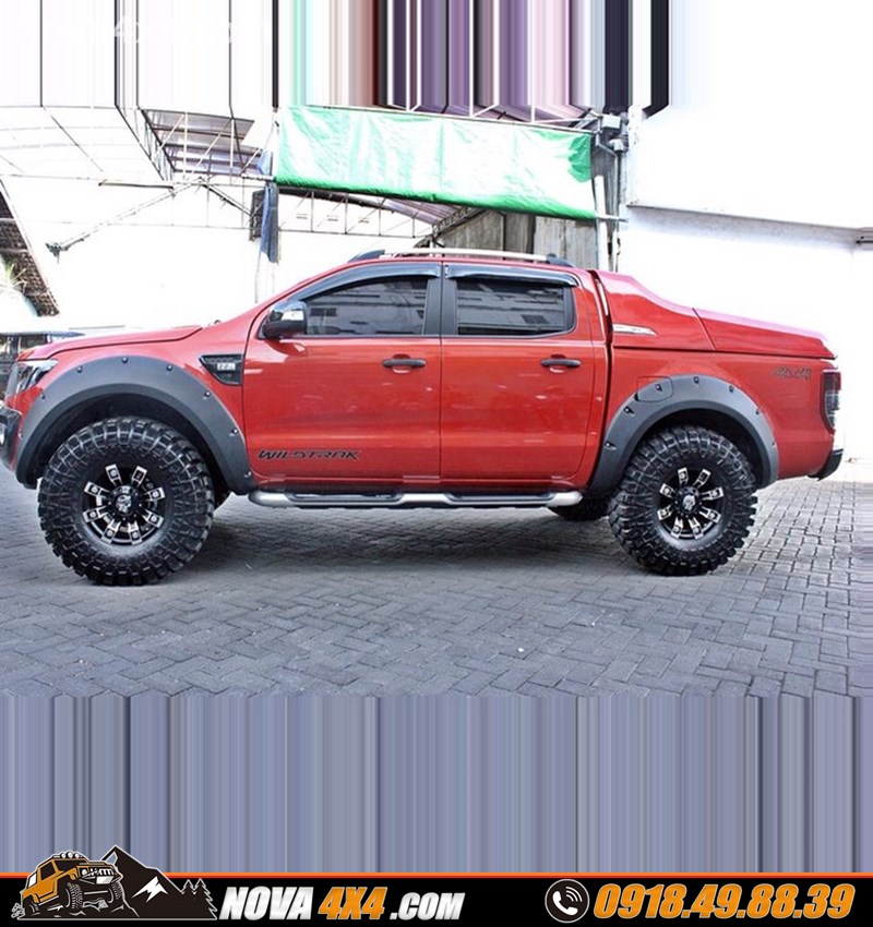 Nắp thùng xe bán tải CarryBoy Pickup danh cho Ford Ranger Wildtrak Colorado đang được yêu thích trên thị trường