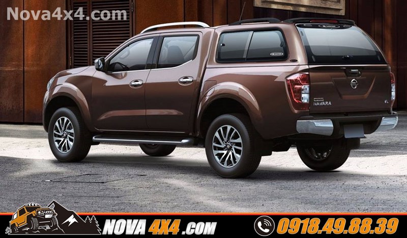 Nắp thùng xe bán tải CarryBoy Topflip danh cho Ford Ranger Wildtrak Triton đang được ưa chuộng trên thị trường